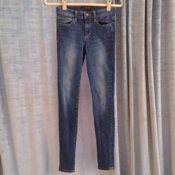 Joe’s Jeans | “The Skinny” Jeans - Picture 2 of 8